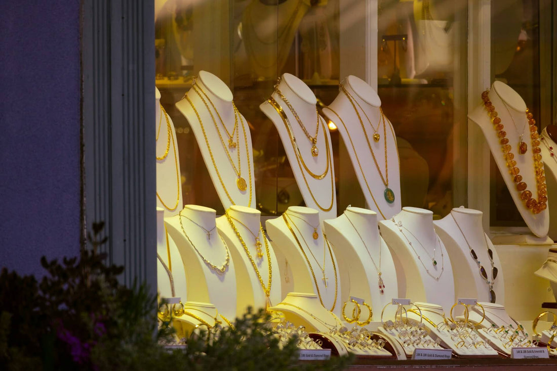 How to check gold purity before buying jewelry: Expert tips for buyers