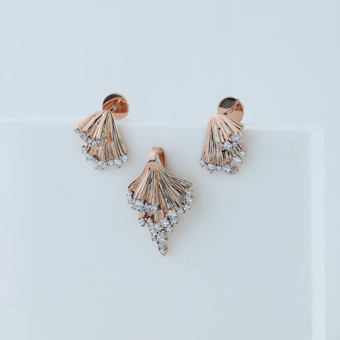 Diamond Cluster Pendant