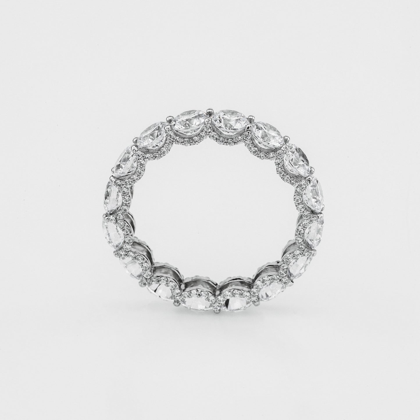 Round-Cut Diamond Eternity Band