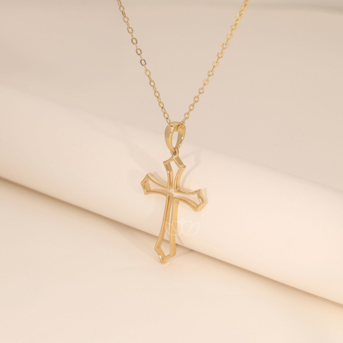 Simple Cross Pendent