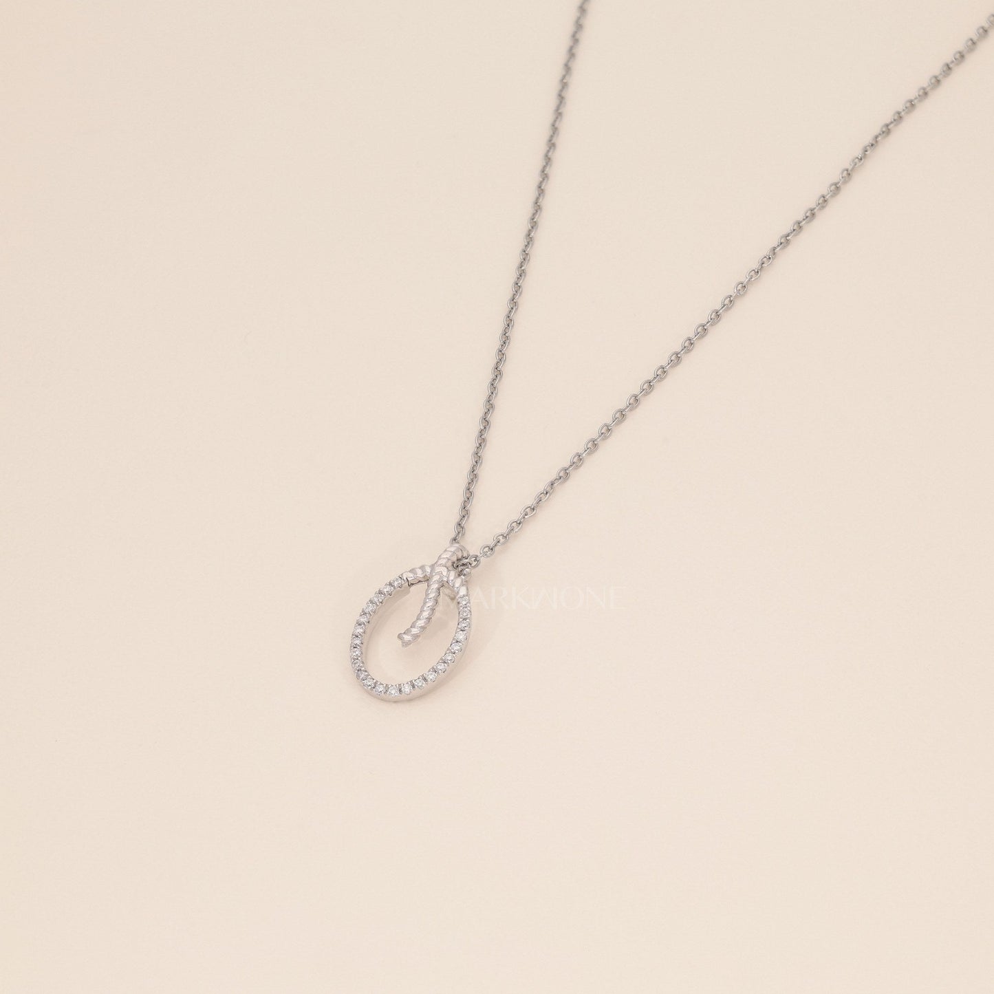 Oval shape Diamond Pendant & Chain